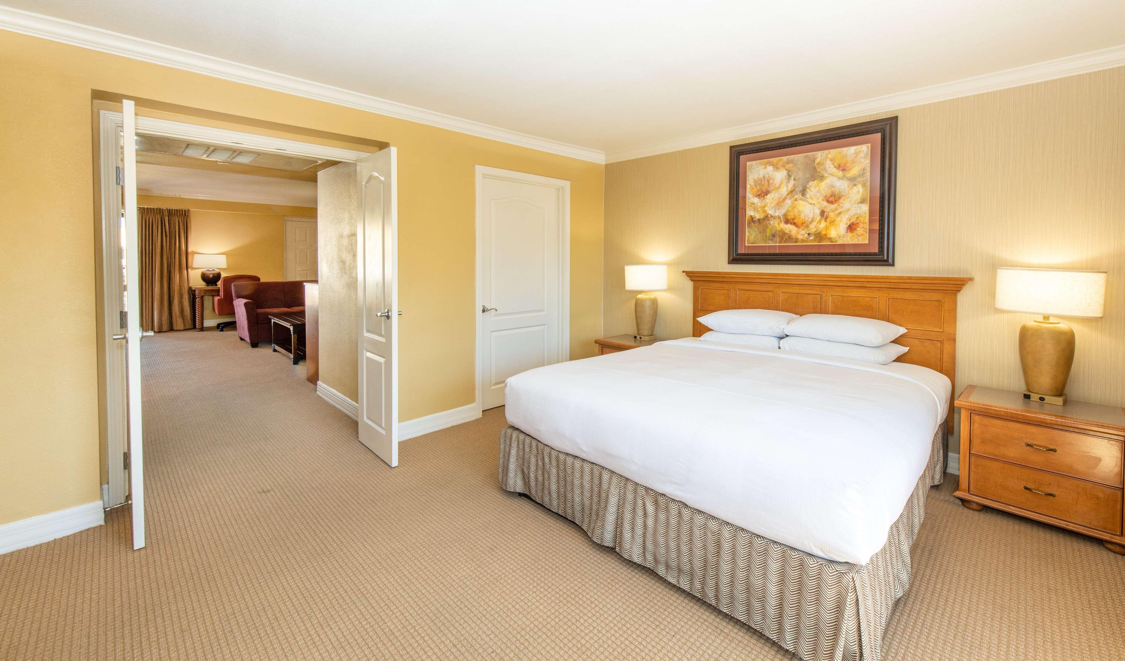 ฮิลตัน ฟีนิกซ์ รีสอร์ต แอต เดอะพาร์ค Hotel ภายนอก รูปภาพ