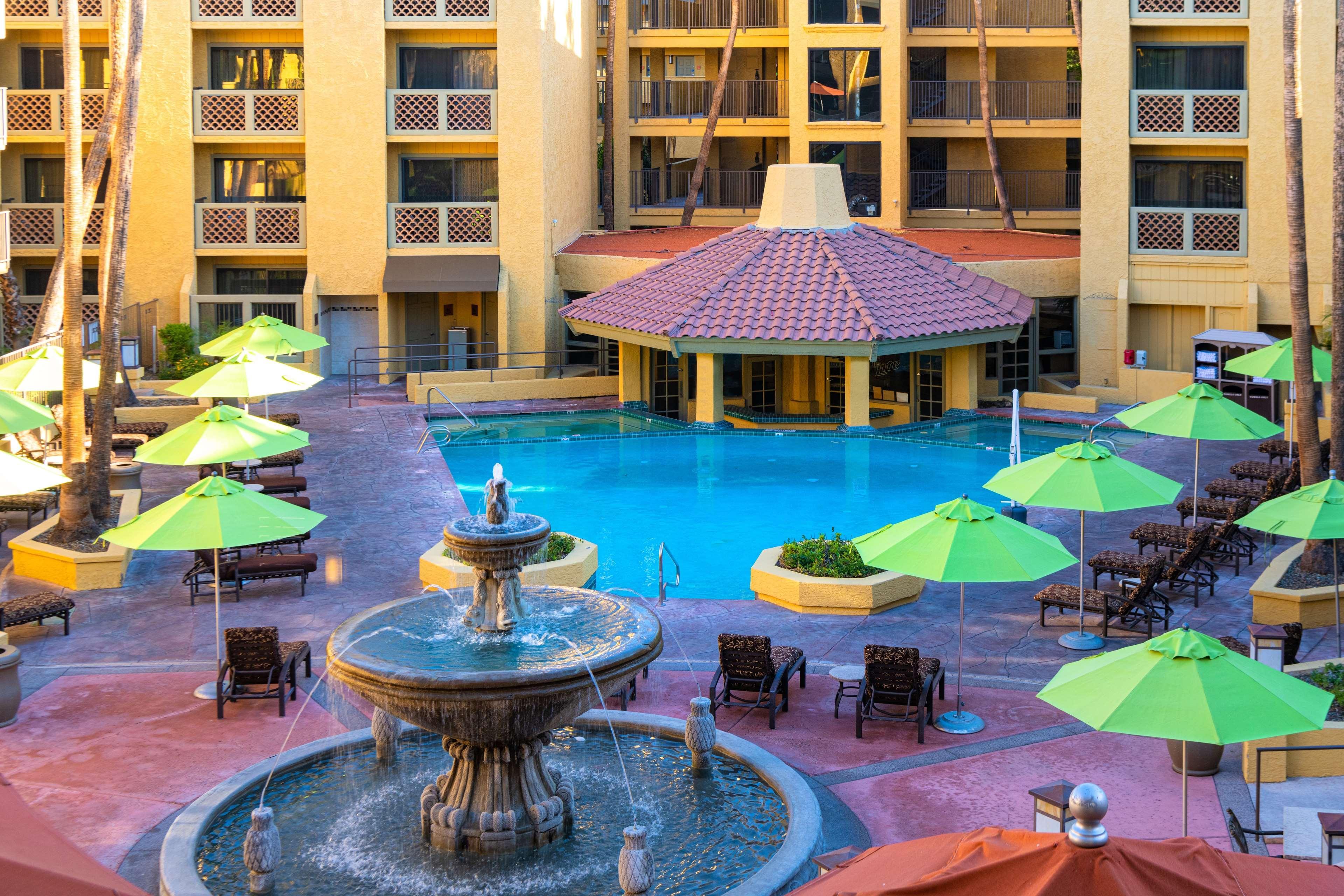 ฮิลตัน ฟีนิกซ์ รีสอร์ต แอต เดอะพาร์ค Hotel ภายนอก รูปภาพ