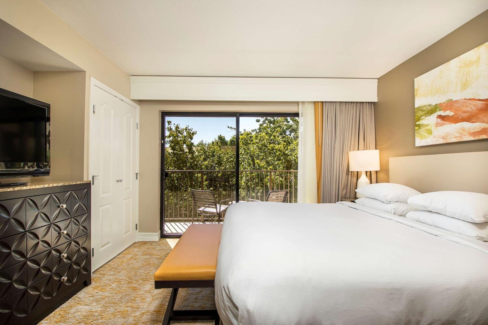 ฮิลตัน ฟีนิกซ์ รีสอร์ต แอต เดอะพาร์ค Hotel ภายนอก รูปภาพ
